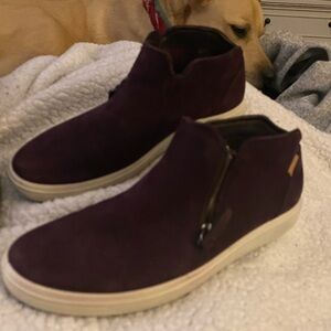 Ecco Soft 7 low bootie suede leather sneakers size 40/9